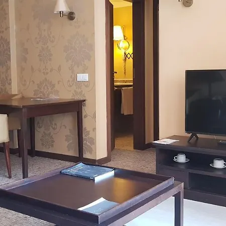Lägenhet Private In 5 Star - Family Slăntjev Brjag